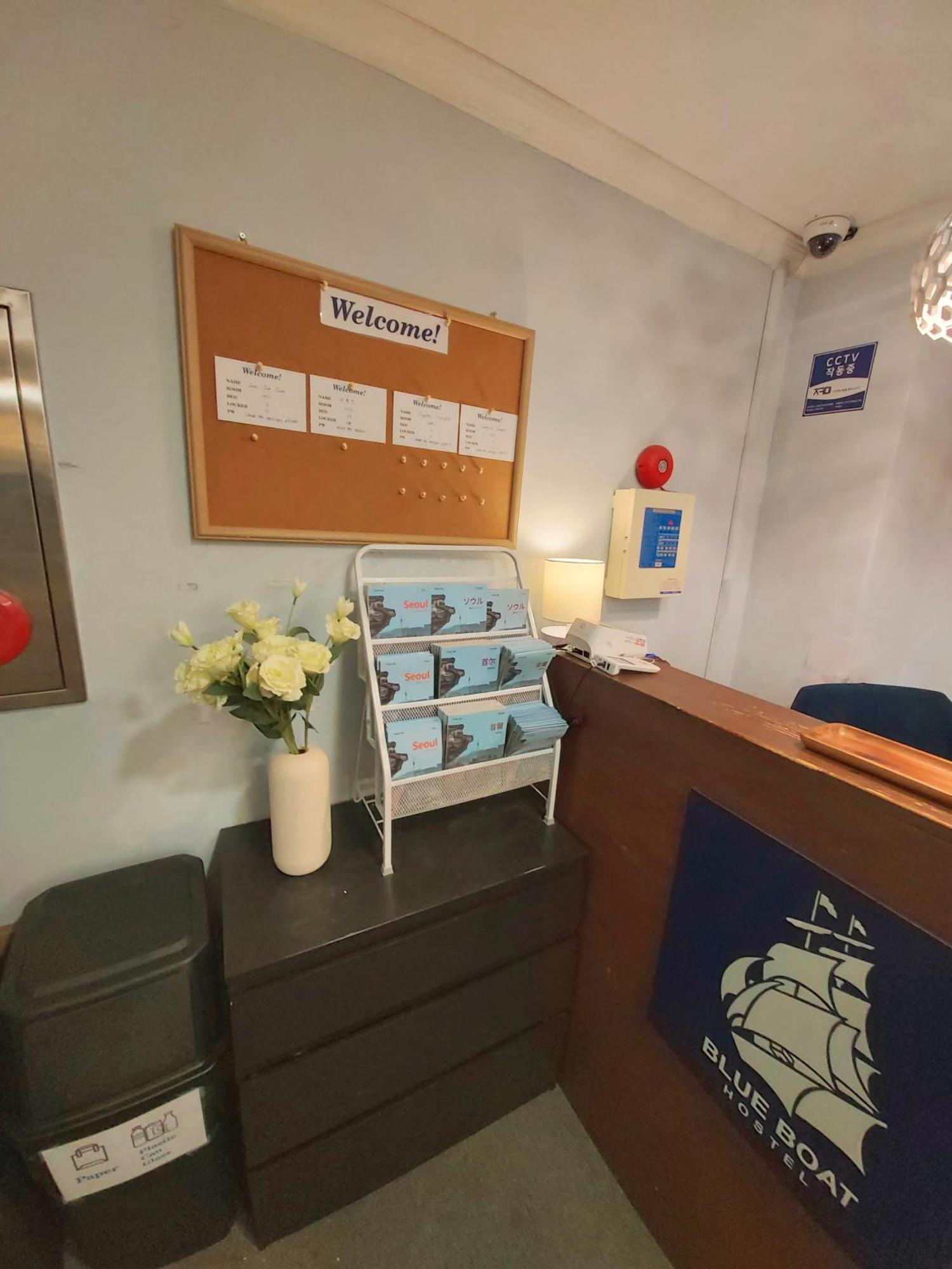סיאול Blue Boat Hostel Myeongdong מראה חיצוני תמונה