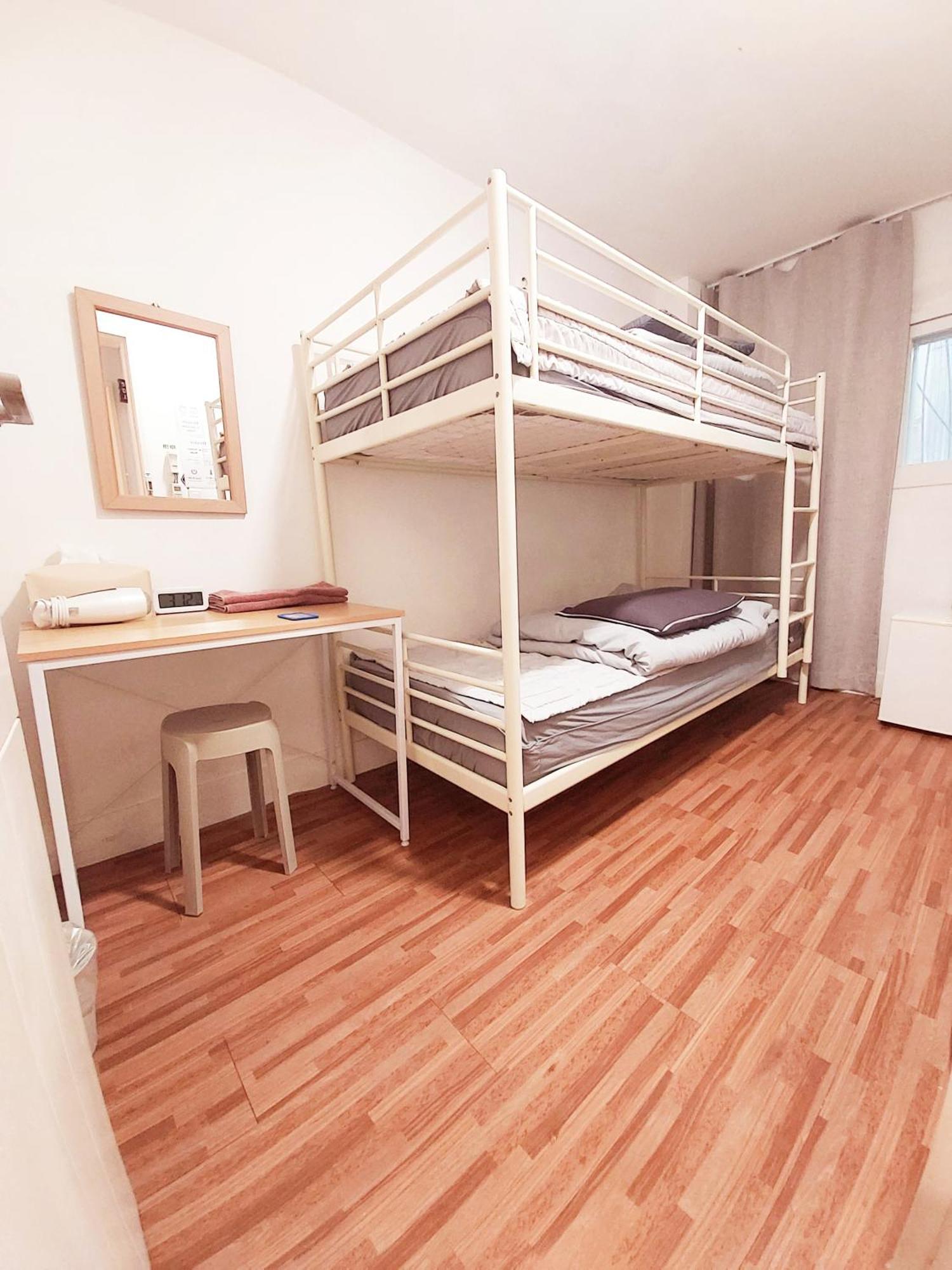 סיאול Blue Boat Hostel Myeongdong מראה חיצוני תמונה
