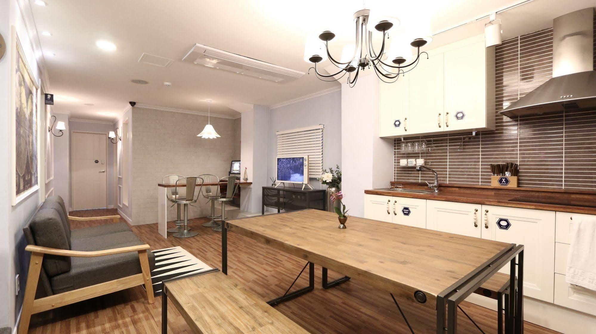 סיאול Blue Boat Hostel Myeongdong מראה חיצוני תמונה