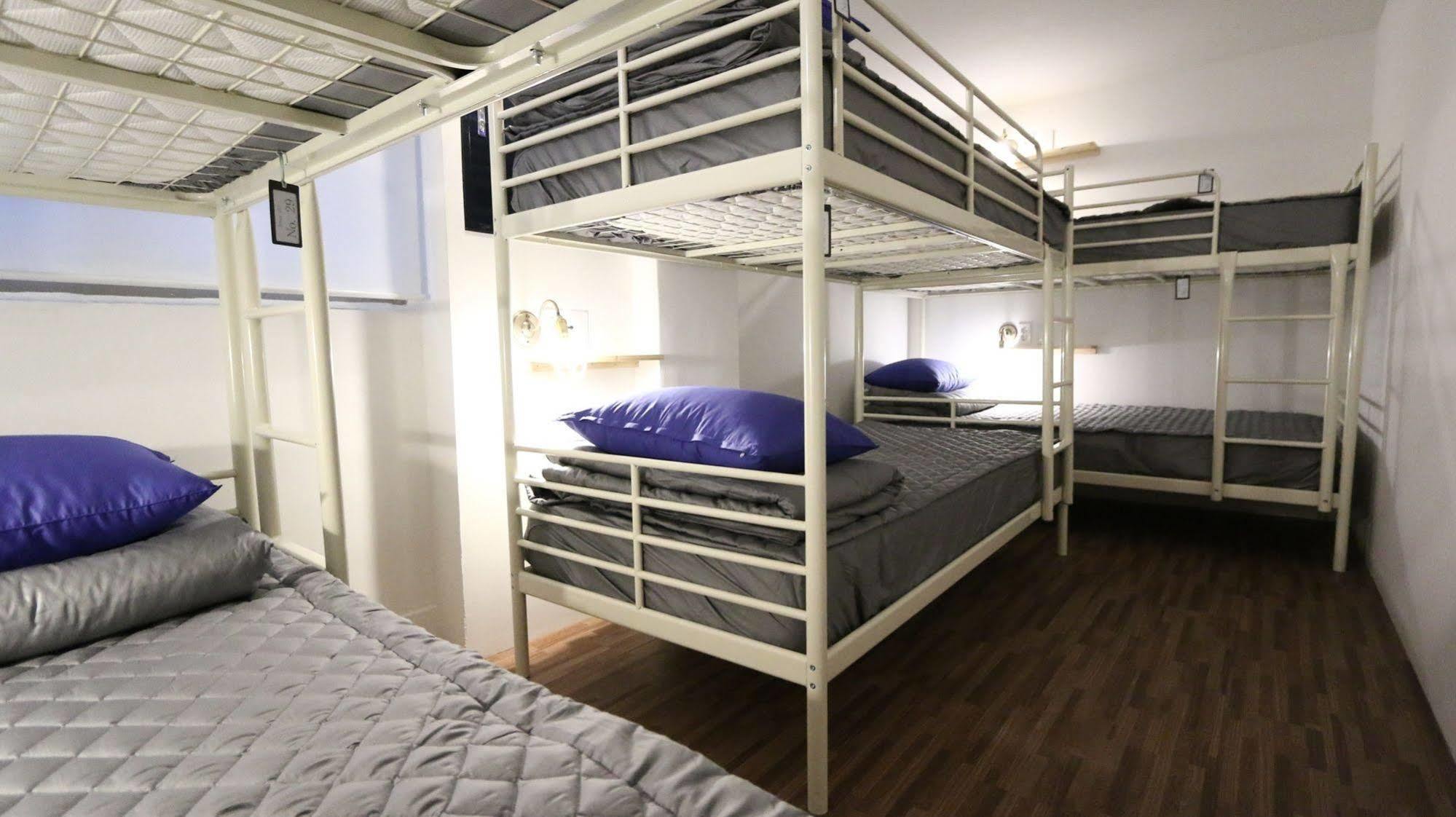 סיאול Blue Boat Hostel Myeongdong מראה חיצוני תמונה